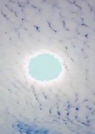 ��ʱ����Ů����H��